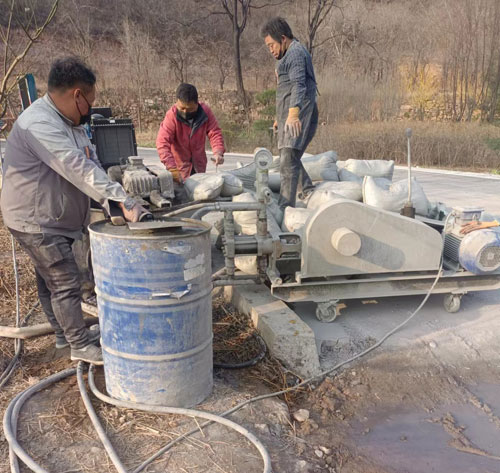 盘山路面下沉注浆施工